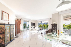 3-Br Apartment Sea View Swimming Pool
